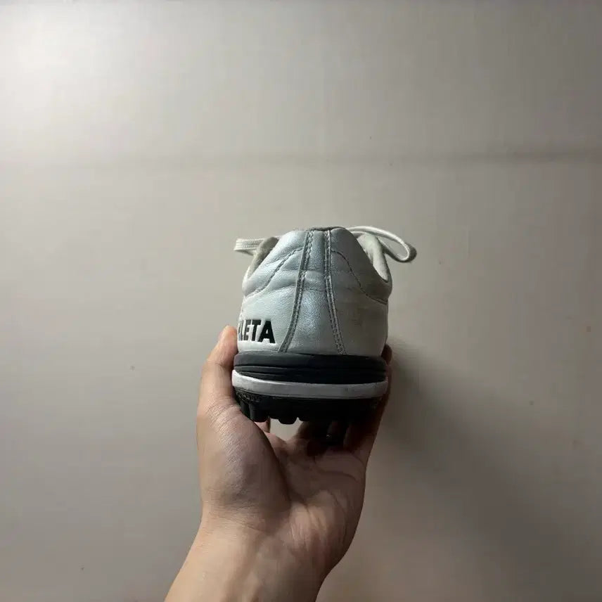 [SOLD OUT] [260] 아슬레타 A005 TF 풋살화