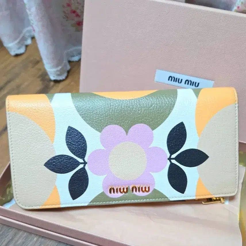 [BUNJANG] Miu Miu Flower Print Long Wallet / 정품 미우미우 플라워 프린트 장지갑 풀세트