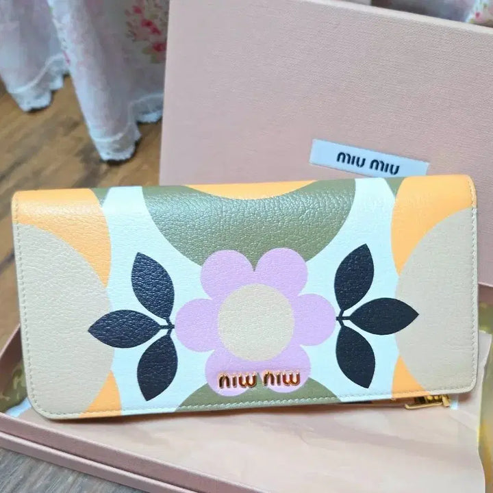 [BUNJANG] Miu Miu Flower Print Long Wallet / 정품 미우미우 플라워 프린트 장지갑 풀세트