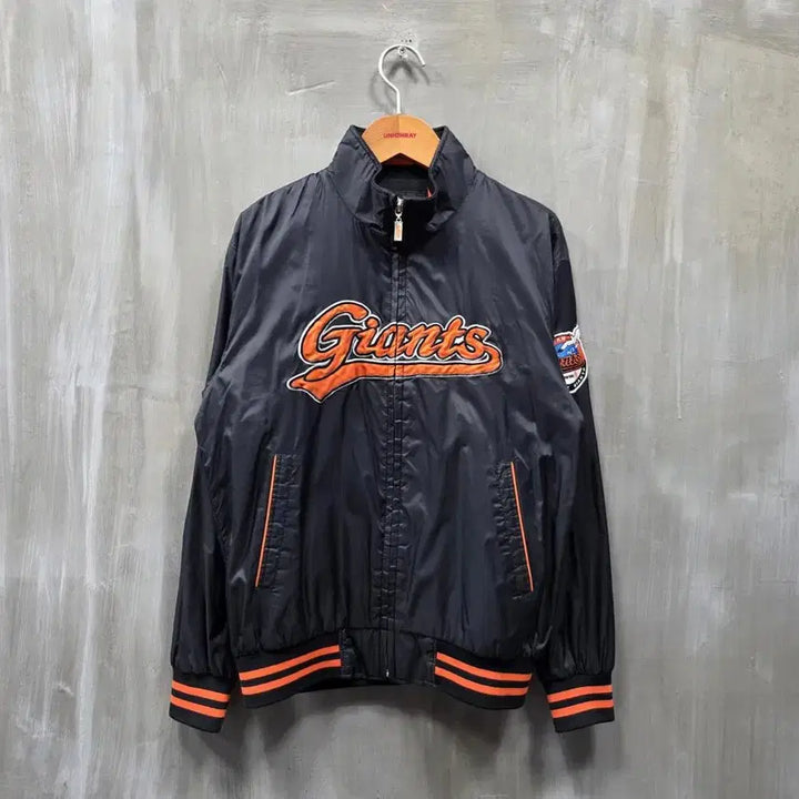 [BUNJANG] Lotte Giants Windbreaker Jacket (XS) ST3098 / 롯데자이언츠 바람막이 점퍼/여성(XS)/ST3098/새상품수준