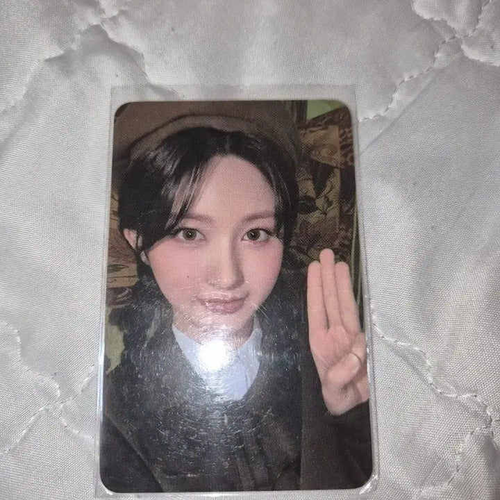 [BUNJANG] IVE Gaeul Fan-Con Photocard / 김가을 아이브 팬콘 포카 팔아요!