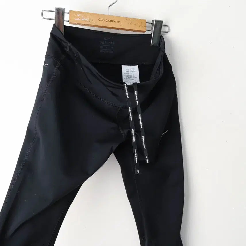 [BUNJANG] Nike Leggings (Size S) / 24/나이키 레깅스