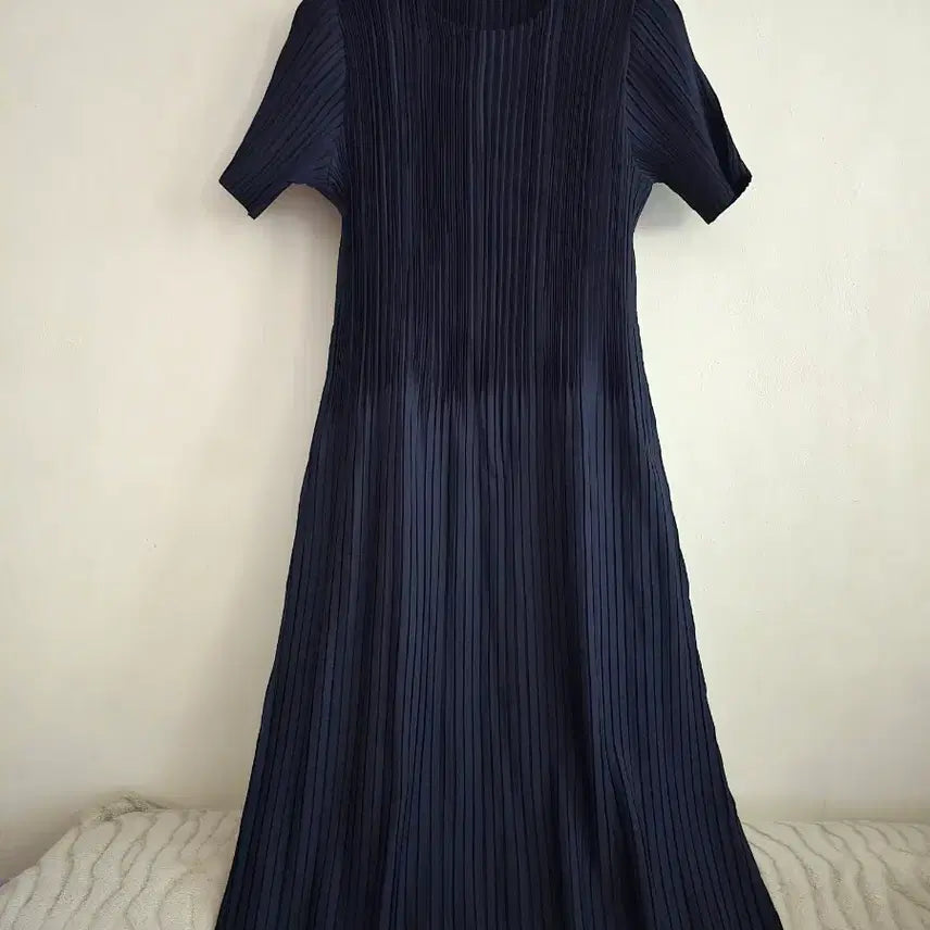 [BUNJANG] Pleated Navy Long Dress / 플리츠 반팔 네이비 롱 원피스