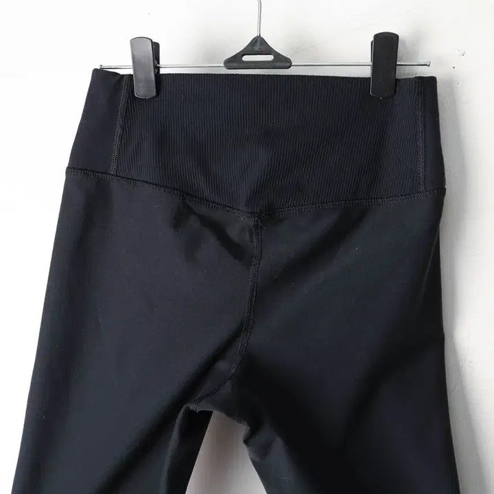 [BUNJANG] Nike Leggings (Size M) / 23/나이키 레깅스