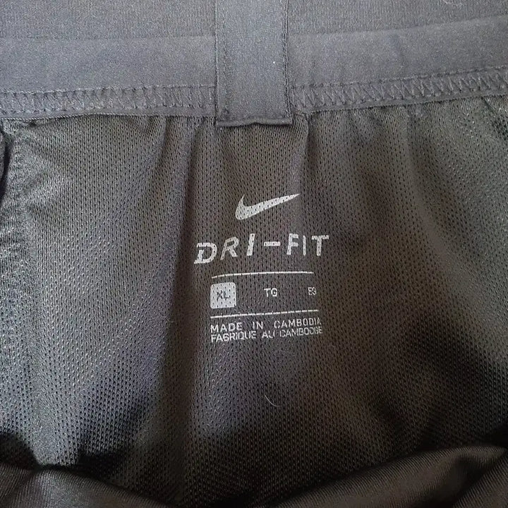[SOLD OUT] 나이키 드라이핏 러닝 반바지 (XL)