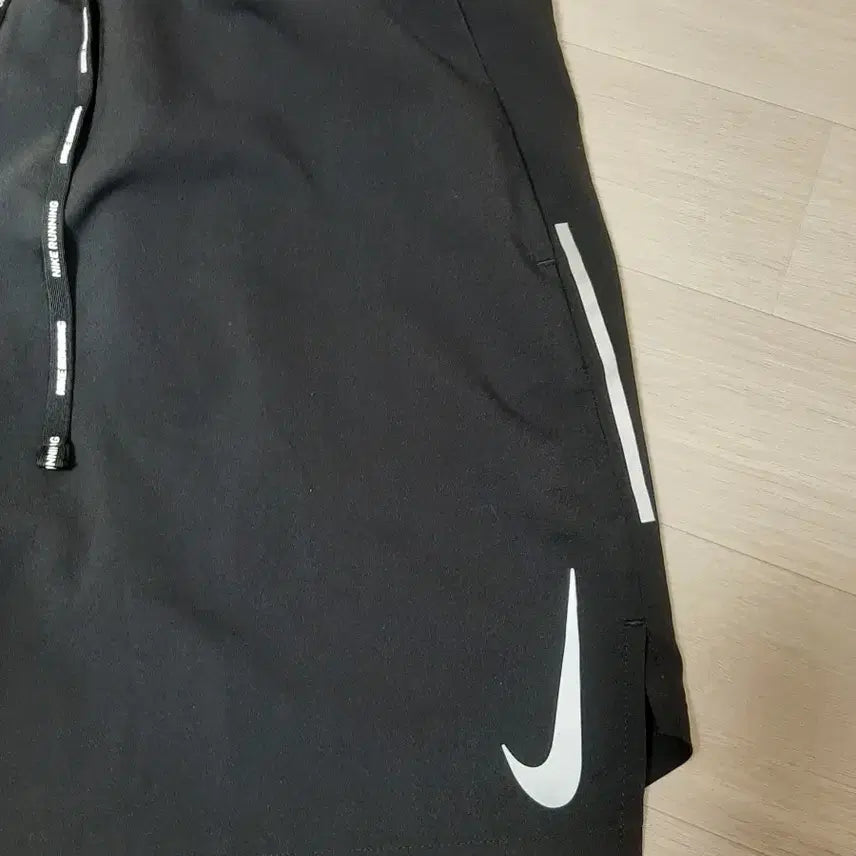 [SOLD OUT] 나이키 드라이핏 러닝 반바지 (XL)