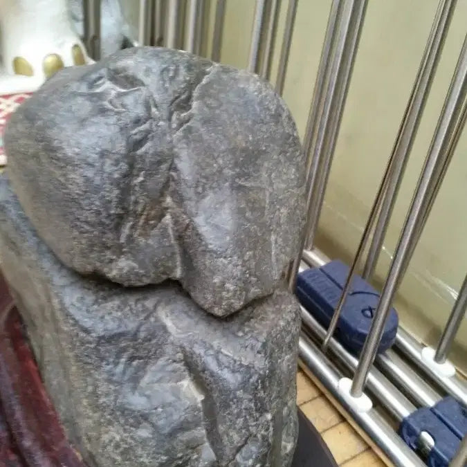 [BUNJANG] Natural Stone on Wooden Base / 수석