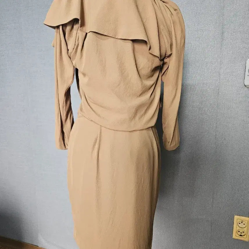 [BUNJANG] Object Beige Silk Dress / 오브제실크베이지원피스