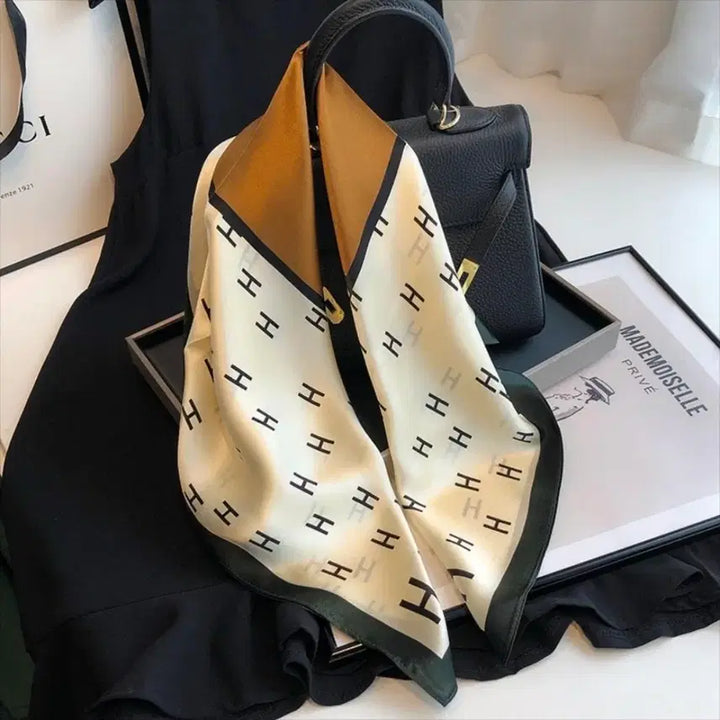 [SOLD OUT] 패턴 스카프 (새상품)