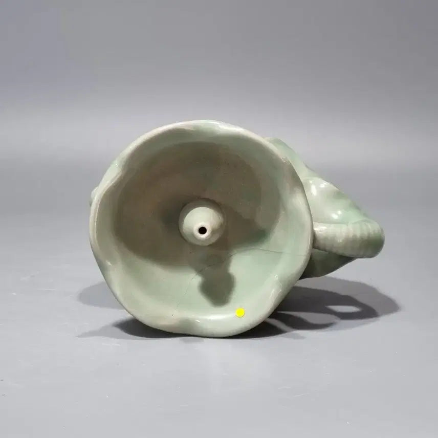[BUNJANG] Yongcheon Kiln Celadon Elephant Incense Burner / 용천요 청자 코끼리 향꽂이