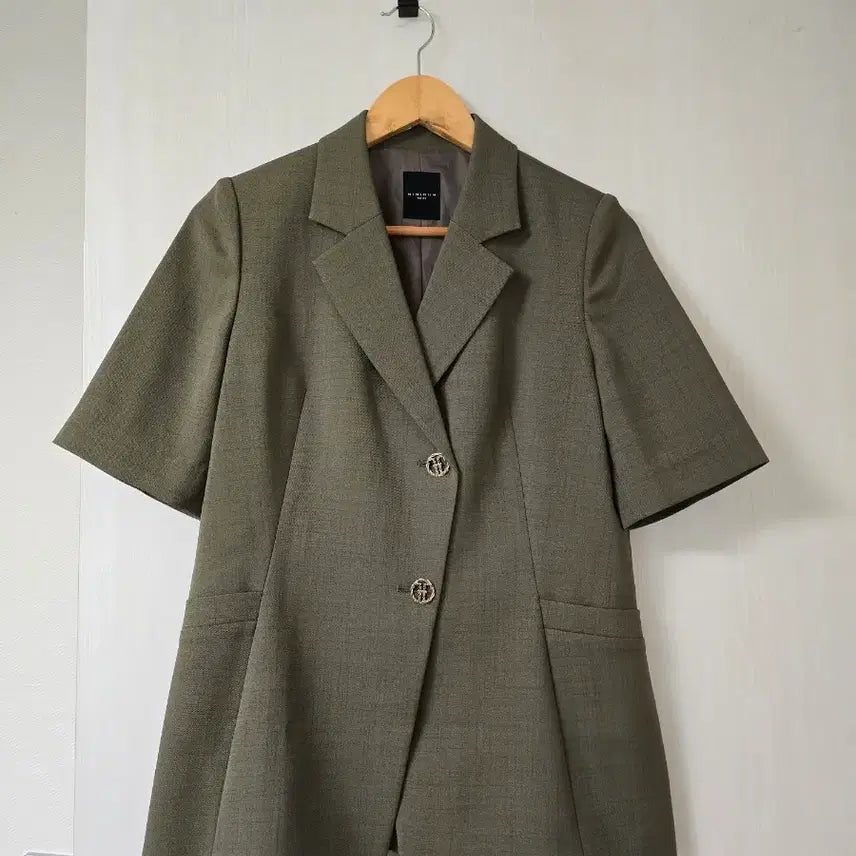 [SOLD OUT] 새상품) 미니멈 고퀄 정장 반팔자켓