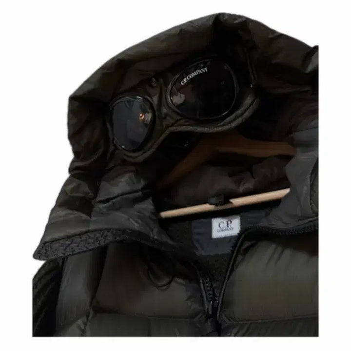 [BUNJANG] C.P. Company Goggle Knit Padded Jacket / C.P Company 씨피컴퍼니 고글 니트 패딩