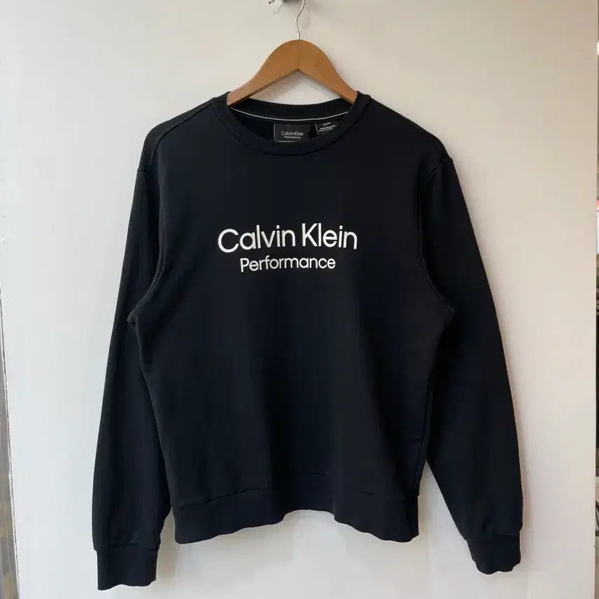 [SOLD OUT] 캘빈클라인 퍼포먼스 블랙 맨투맨 티셔츠 XL
