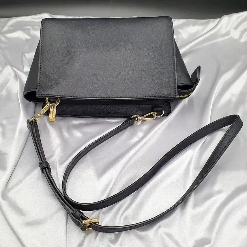 [BUNJANG] Michael Kors Crossbody Bag / 마이클코어스 여성 크로스백 중고 가방 은피아노