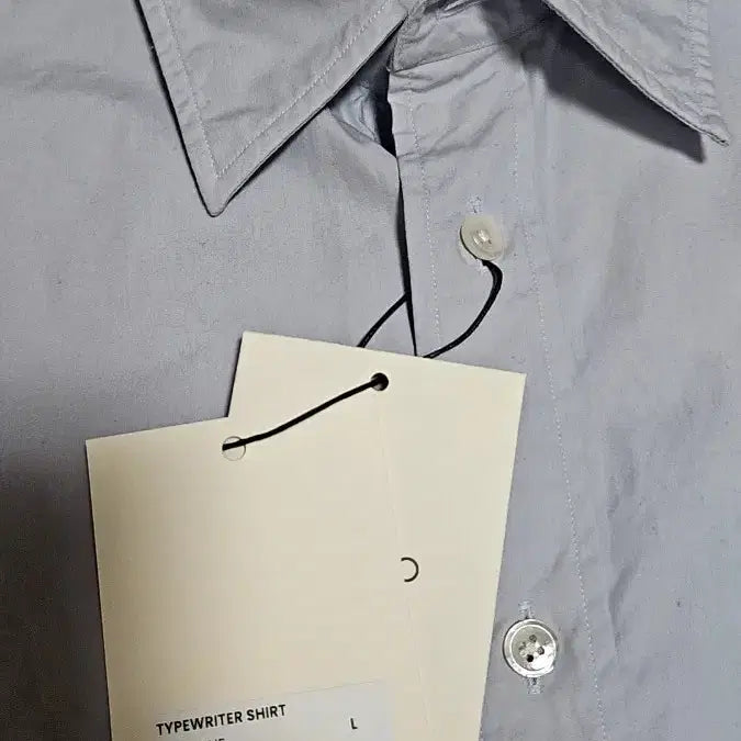 [BUNJANG] Delldio Typewriter Shirt Pale Blue (Size L) / 델디오 타이프라이터 셔츠 페일블루 L사이즈 팝니다