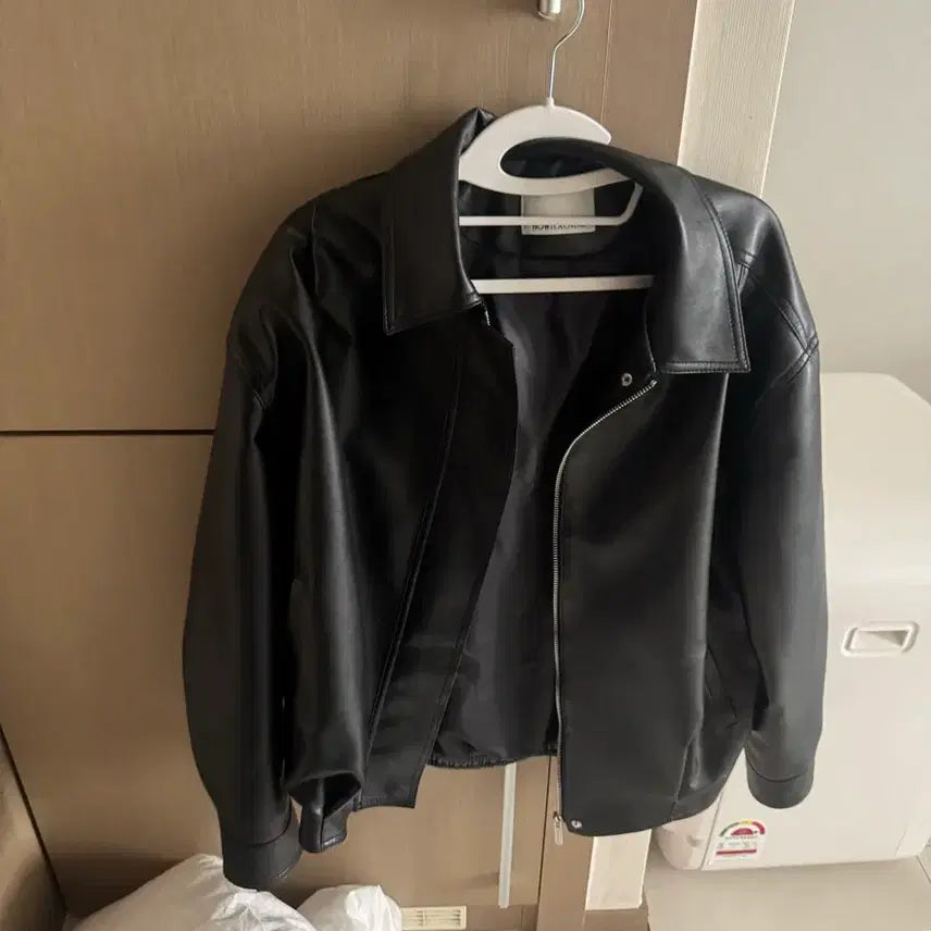 [SOLD OUT] 블랙 레더 라이더 자켓