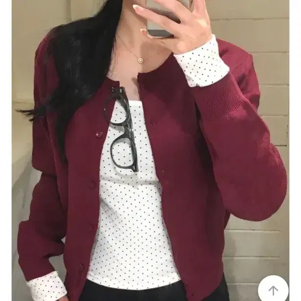 [BUNJANG] Burgundy Round Neck Cardigan &amp; Dot Fitted T-shirt Set / 버건디 라운드넥 가디건 + 도트 딱붙티