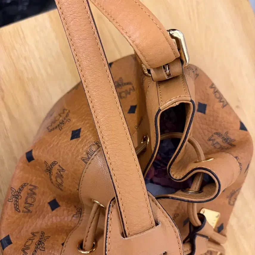 [BUNJANG] MCM Visetos Bucket Bag / MCM 비세토스 버킷백