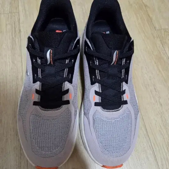 [SOLD OUT] 스케처스 아치핏 265 새상품급