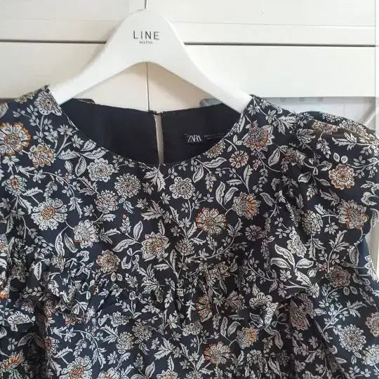 [BUNJANG] Zara Floral Frill Blouse / 자라 프릴 블라우스/55-날씬66