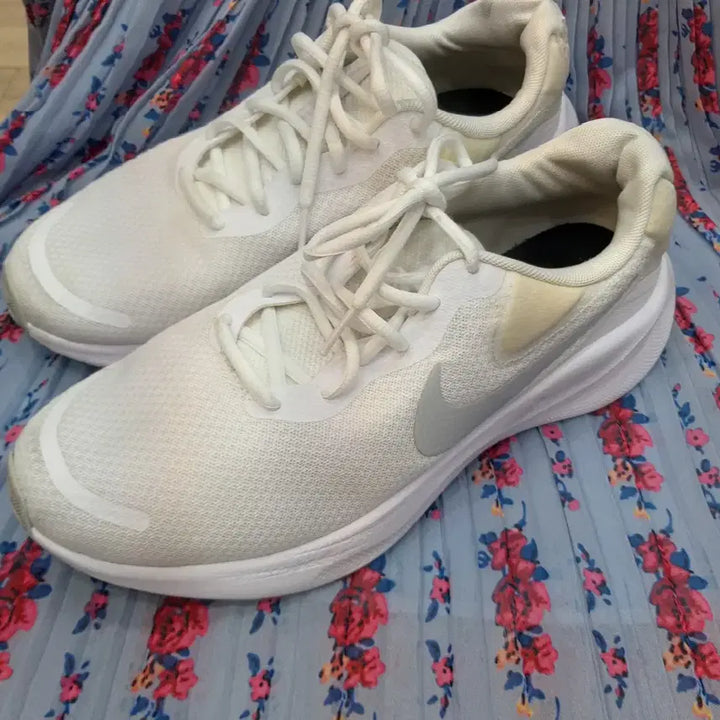 [BUNJANG] Nike Revolution Running Shoes 265mm / 나이키  레볼루션 런닝화  265mm
