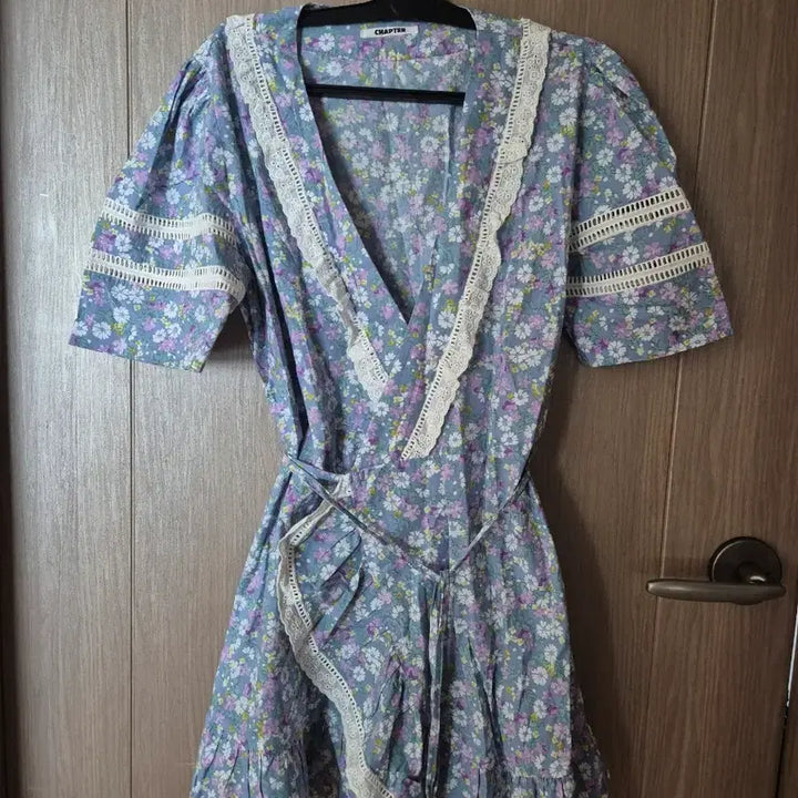 [BUNJANG] CHAPTER Floral Print Wrap Dress / 플라워 랩 원피스