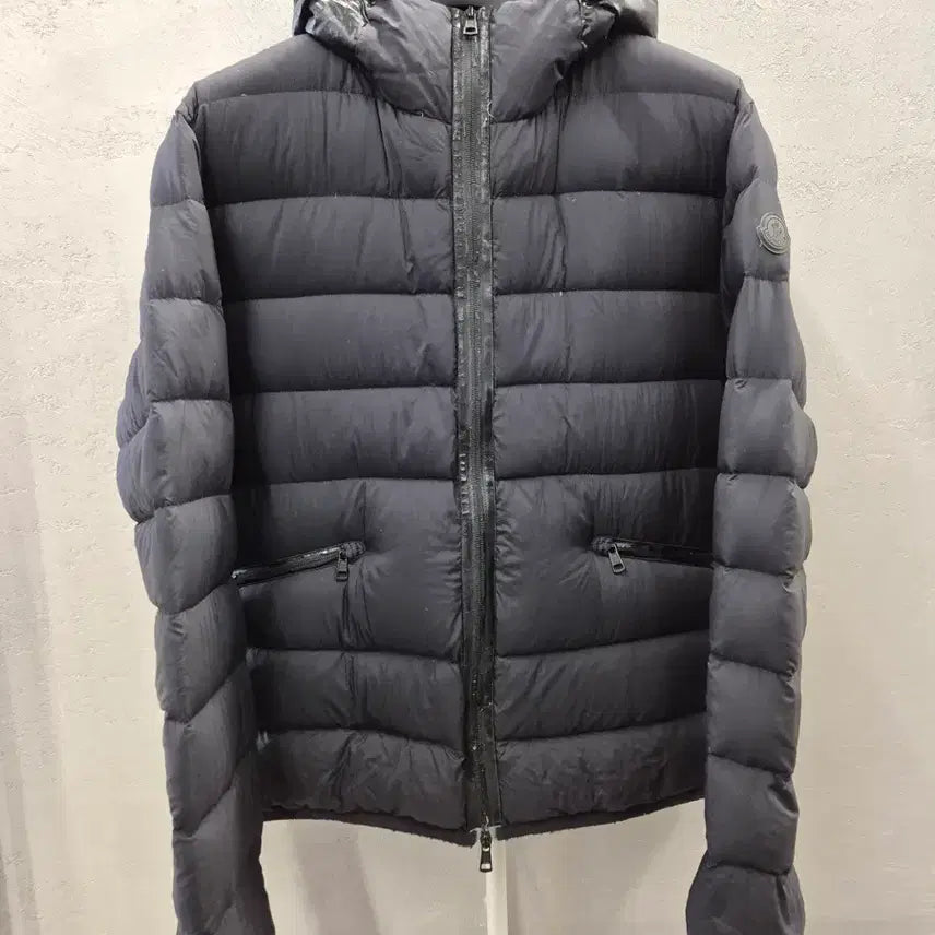 [BUNJANG] Moncler Padded Jacket Black / 몽클레어패딩 검정