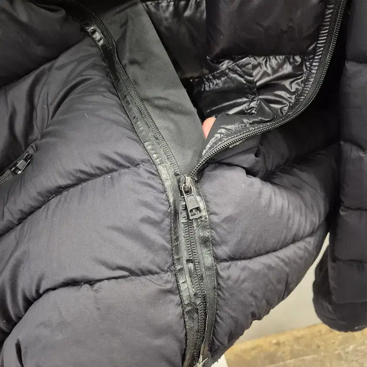 [BUNJANG] Moncler Padded Jacket Black / 몽클레어패딩 검정