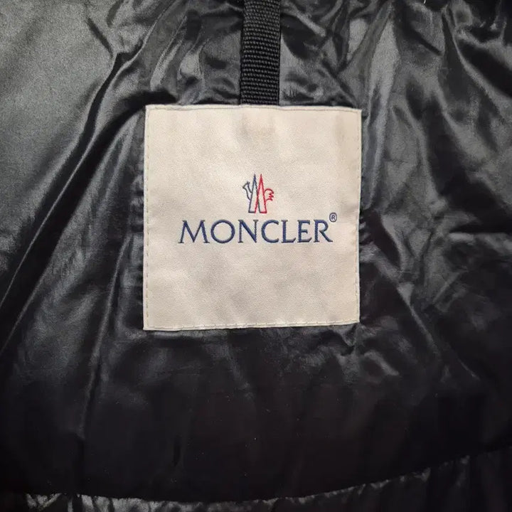 [BUNJANG] Moncler Padded Jacket Black / 몽클레어패딩 검정