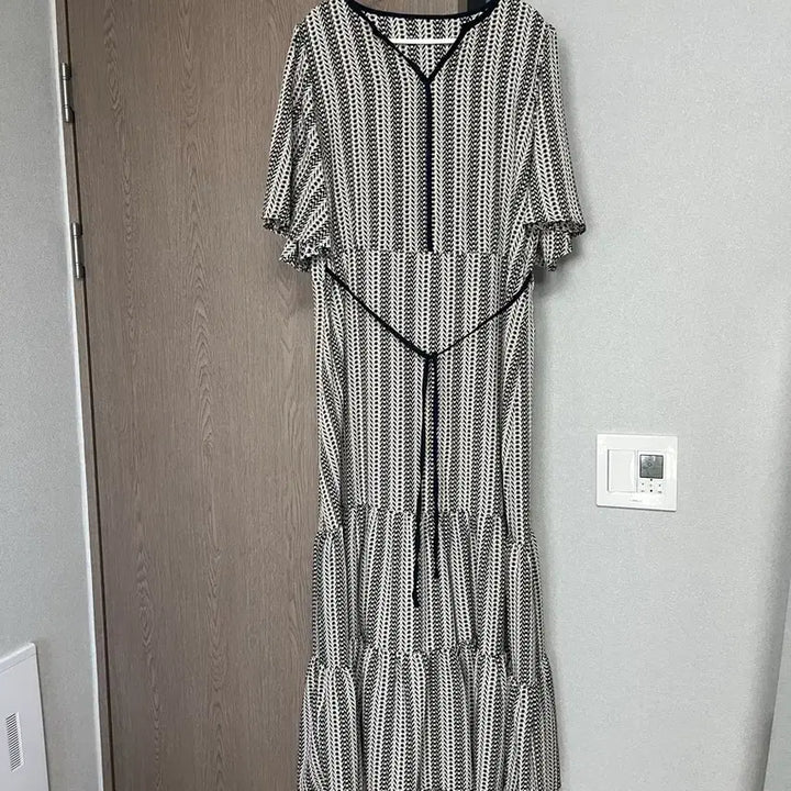 [BUNJANG] Floral Long Dress / 패턴 롱원피스 free