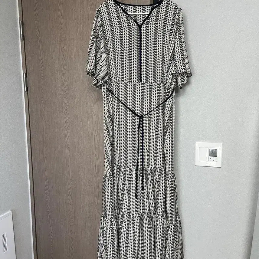 [BUNJANG] Floral Long Dress / 패턴 롱원피스 free