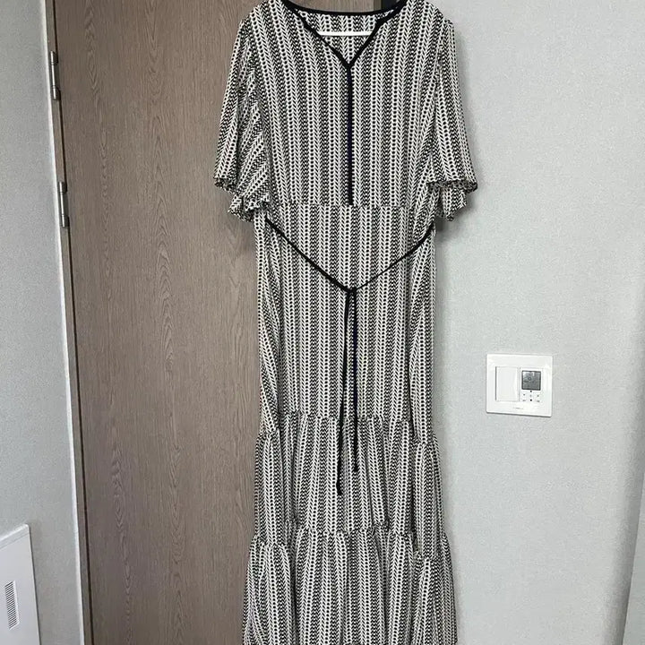 [BUNJANG] Floral Long Dress / 패턴 롱원피스 free