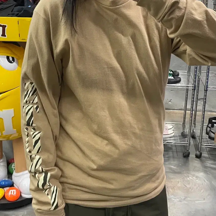[BUNJANG] Stussy Arm Lettering Long Sleeve T-shirt / 스투시 암 레터링 롱 슬리브 티셔츠
