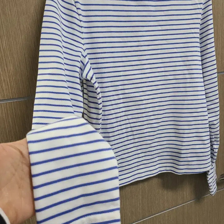 [BUNJANG] COS Striped Long Sleeve T-Shirt / COS 코스 스트라이프 긴팔 티셔츠 s