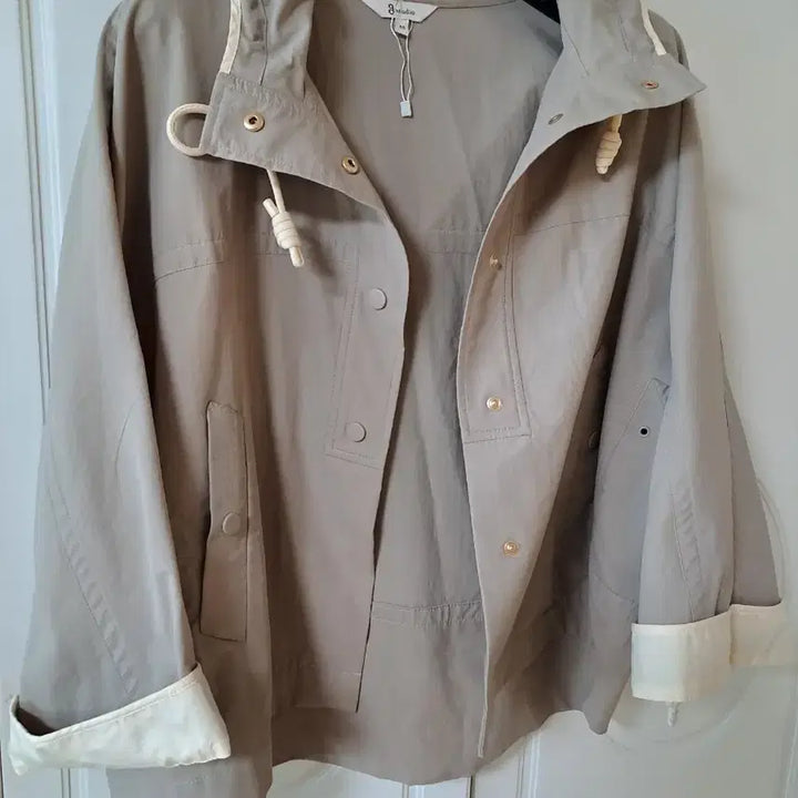 [BUNJANG] Beige Nylon Blend Jacket / 여성자켓