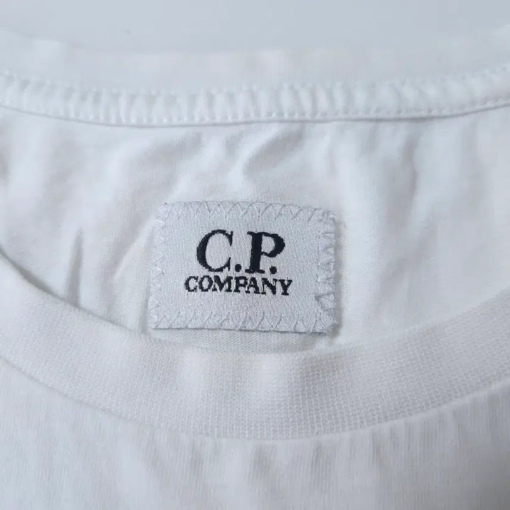[SOLD OUT] Cp 씨피컴퍼니 화이트 반팔 티셔츠