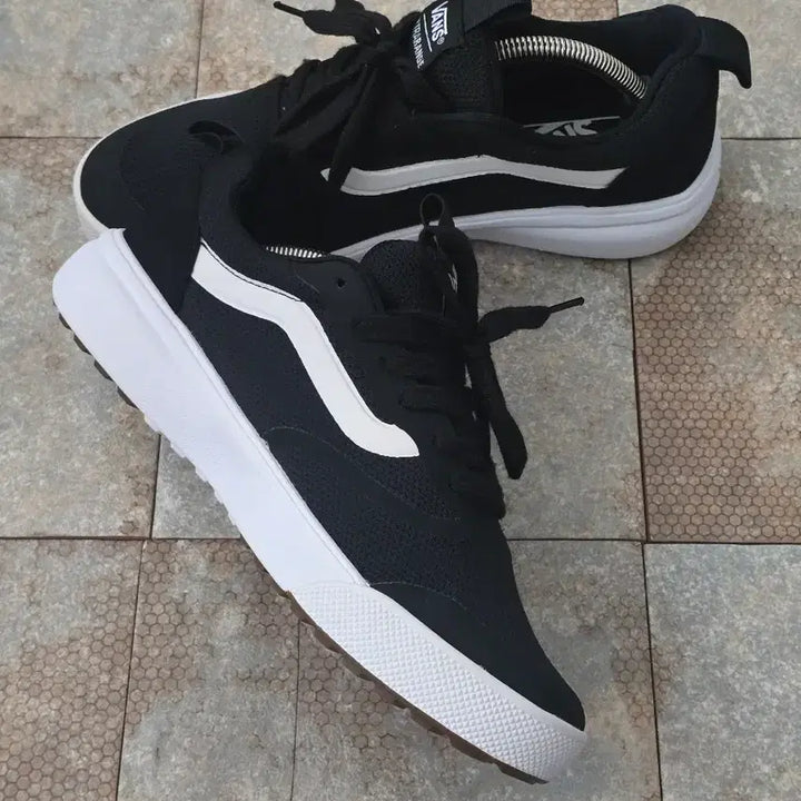 [BUNJANG] Vans UltraRange Black Sneakers / (250)반스 울트라레인지 블랙 스니커즈
