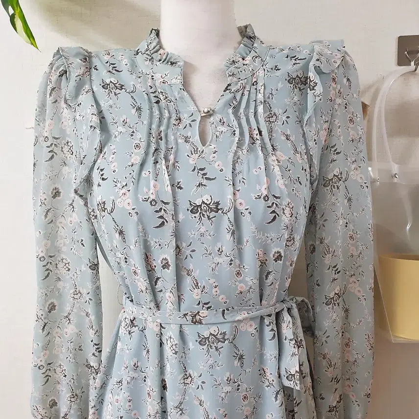 [BUNJANG] Roem Blooming Floral Chiffon Midi Dress / 로엠 블루밍 플라워 쉬폰 미디원피스 55 블루