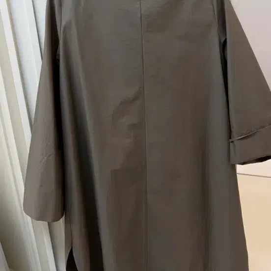[SOLD OUT] 간절기 롱자켓 프리사이즈 톤다운 카키컬러