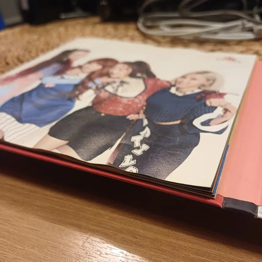 [BUNJANG] Matilda Debut Single CD Album with Signed Autographs / (중고CD) 걸그룹 마틸다 데뷔싱글 - 친필싸인