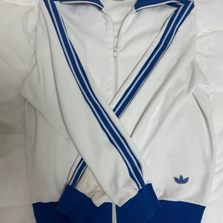 [SOLD OUT] 아디다스 흰파 포카리 져지 트랙탑