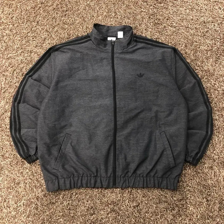 [SOLD OUT] XL 아디다스 신형 파이어버드 바람막이 자켓