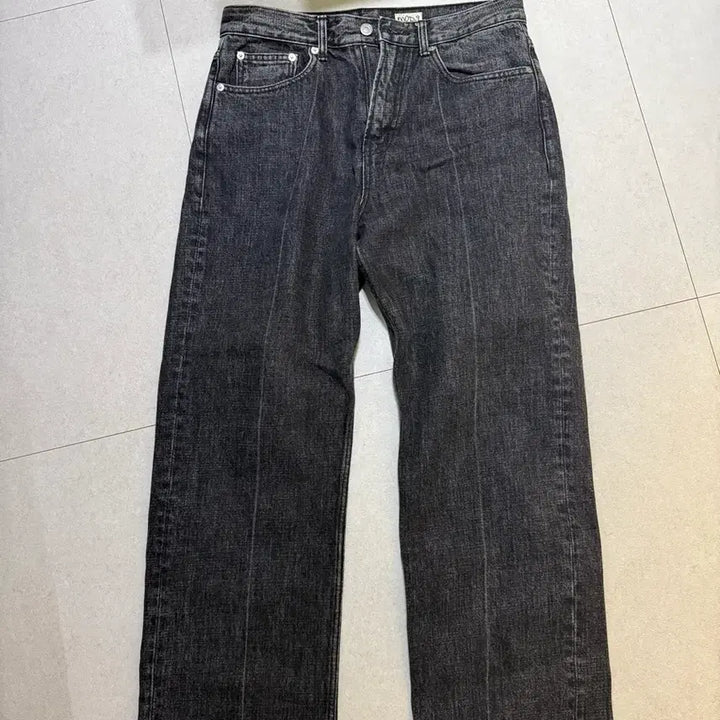 [BUNJANG] Modnine Black Stardust MOD1w Jeans / 모드나인 Black Stardust MOD1w