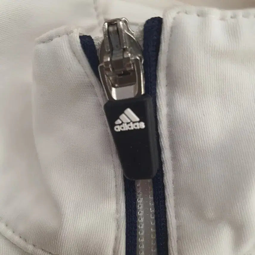 [BUNJANG] Adidas Red Tri-Stripe Half Zip T-shirt / 아디다스 레드 삼선 하프 집업 반팔 (105/O사이즈)