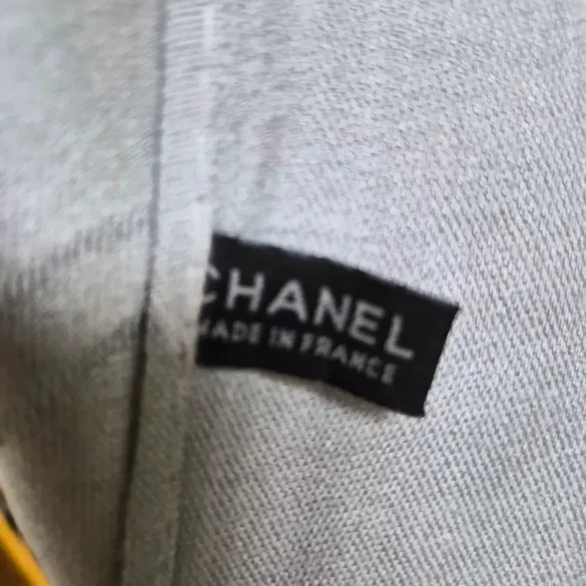 [BUNJANG] Chanel Logo Scarf Gray / 샤넬 로고 스카프 그레이