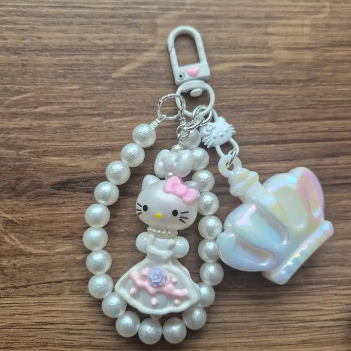 [BUNJANG] Kitty Dress Beaded Keyring Bag Charm / 드레스 왕관 키티 비즈 키링 가방고리 우정템 핸드폰 고리