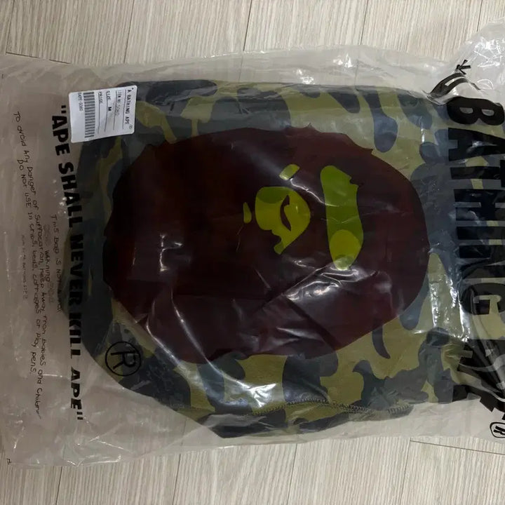 [SOLD OUT] 베이프 샤크 후드집업 M