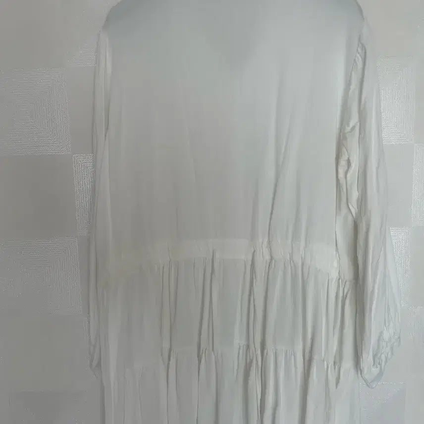 [BUNJANG] White Shirring Blouse Long Sleeve / 화이트 셔링 블라우스 긴팔