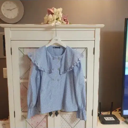 [BUNJANG] Zara Frill Blouse - Sky Blue Striped / 자라 프릴 블라우스/55