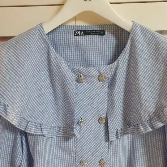 [BUNJANG] Zara Frill Blouse - Sky Blue Striped / 자라 프릴 블라우스/55
